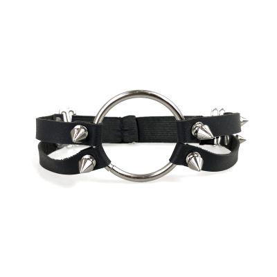 Чокер із металевим кільцем та шипами з натуральної шкіри Art of Sex — Ruby, колір чорний Чокер із металевим кільцем та шипами з натуральної шкіри Art of Sex — Ruby, колір чорний