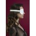 Маска на очі Feral Feelings — Blindfold Mask, натуральна шкіра, біла Маска на очі Feral Feelings — Blindfold Mask, натуральна шкіра, біла