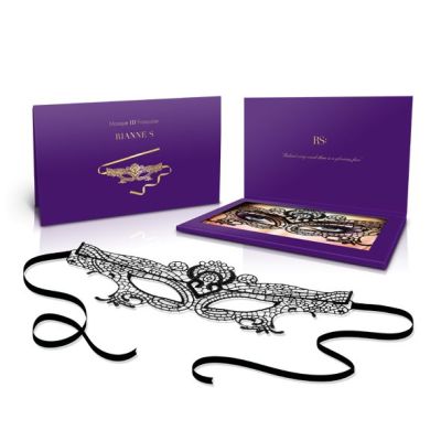 Ажурна маска на обличчя RIANNE S — Masque III зі стрічками-зав'язками Ажурна маска на обличчя RIANNE S — Masque III зі стрічками-зав'язками