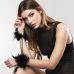 Пухнасті наручники Bijoux Indiscrets Za za zu — feather handcuffs, пір'яні, подарункове паковання