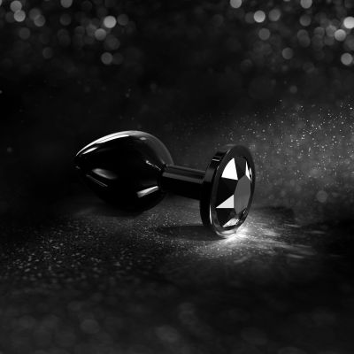 Металева анальна пробка із прикрасою у вигляді кристалу Dorcel - Diamond Plug BLACK M Металева анальна пробка із прикрасою у вигляді кристалу Dorcel - Diamond Plug BLACK M