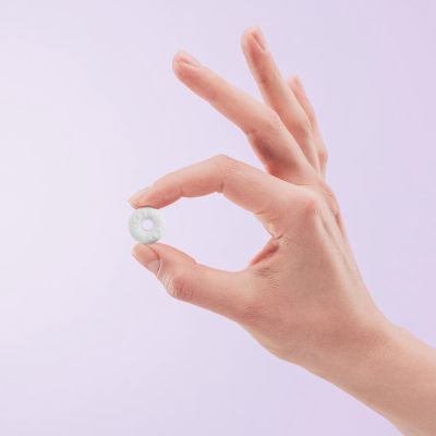 М'ятні цукерки Bijoux Indiscrets Swipe Remedy — Clitherapy oral sex mints без цукру М'ятні цукерки Bijoux Indiscrets Swipe Remedy — Clitherapy oral sex mints без цукру