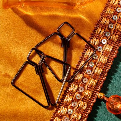 Затискачі для сосків LOCKINK Nipple Clamps - Grey Затискачі для сосків LOCKINK Nipple Clamps - Grey