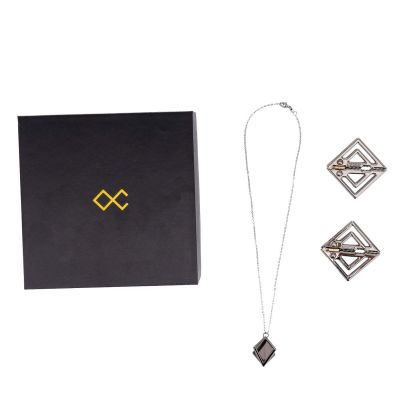 Затискачі для сосків з легкої підвіскою LOCKINK Adjustable Nipple Clamps with Light Pendant - Grey Затискачі для сосків з легкої підвіскою LOCKINK Adjustable Nipple Clamps with Light Pendant - Grey